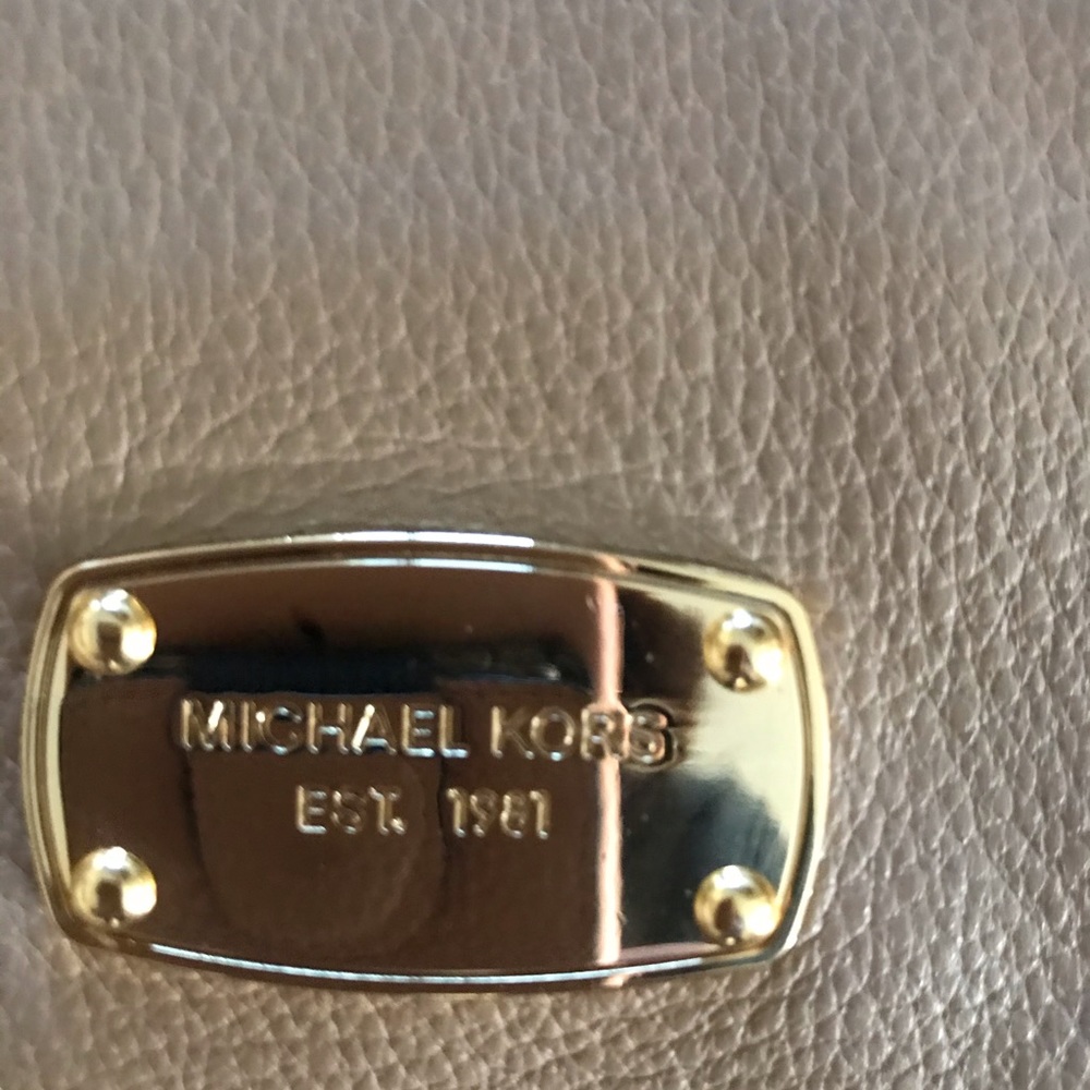 Michael Kors chain bag - Picture 3 of 5